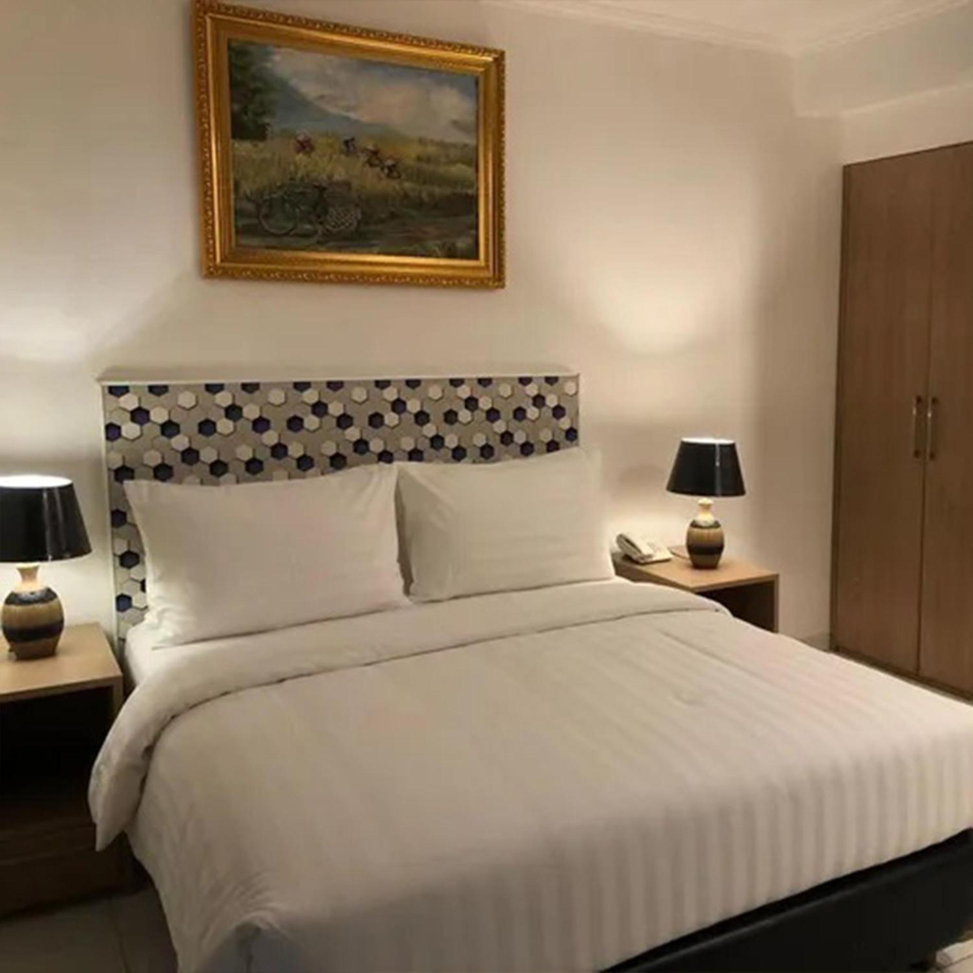 Bening Boutique Hotel Managed By Salak Hospitality Bekasi Zewnętrze zdjęcie